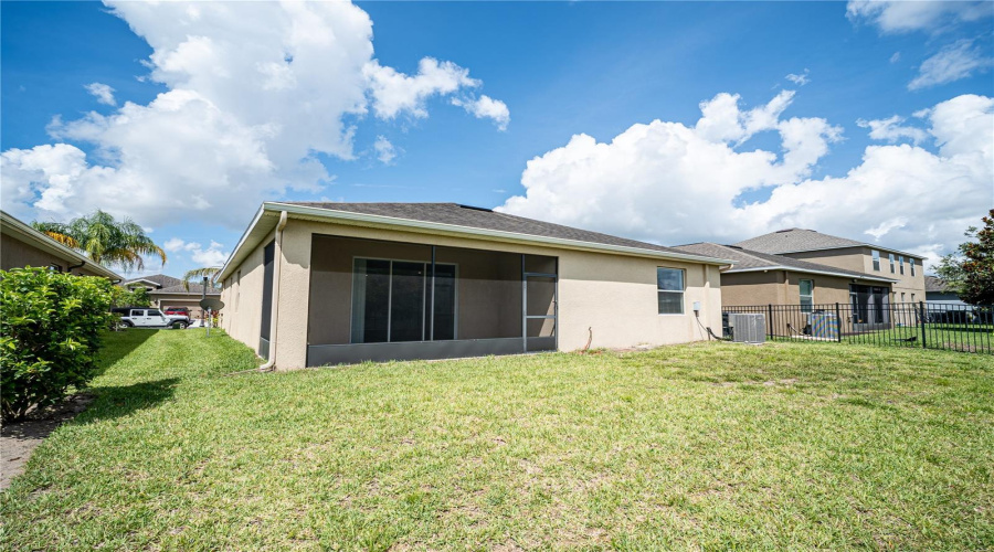 DAVENPORT, Florida 33837, 4 Bedrooms Bedrooms, ,3 BathroomsBathrooms,Residential,For Sale,CORTLAND,0,MFRS5129298