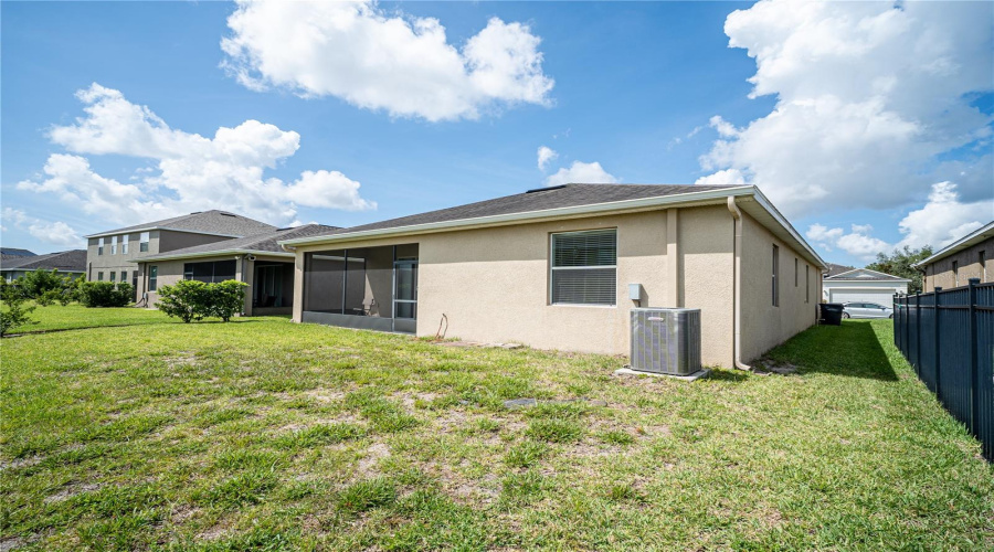 DAVENPORT, Florida 33837, 4 Bedrooms Bedrooms, ,3 BathroomsBathrooms,Residential,For Sale,CORTLAND,0,MFRS5129298