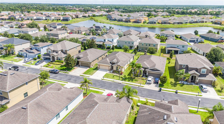 DAVENPORT, Florida 33837, 4 Bedrooms Bedrooms, ,3 BathroomsBathrooms,Residential,For Sale,CORTLAND,0,MFRS5129298