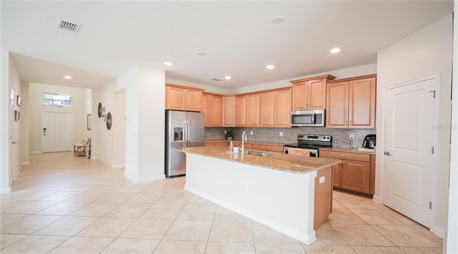 DAVENPORT, Florida 33837, 4 Bedrooms Bedrooms, ,3 BathroomsBathrooms,Residential,For Sale,CORTLAND,0,MFRS5129298