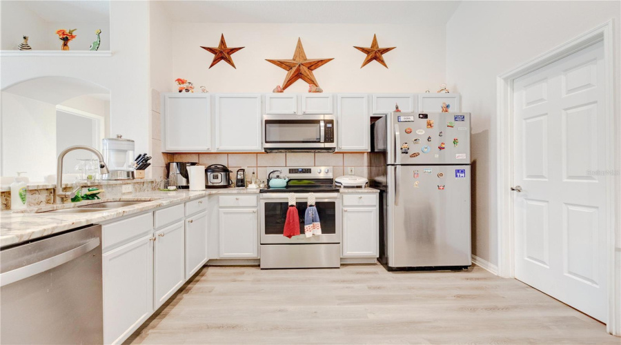 KISSIMMEE, Florida 34746, 4 Bedrooms Bedrooms, ,3 BathroomsBathrooms,Residential,For Sale,PREY,0,MFRS5129344