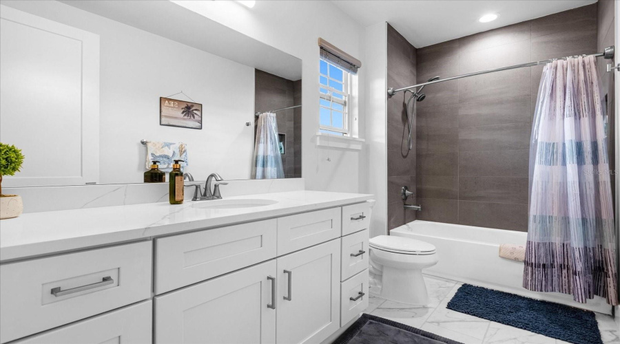 REUNION, Florida 34747, 5 Bedrooms Bedrooms, ,5 BathroomsBathrooms,Residential,For Sale,GATHERING,0,MFRO6319356