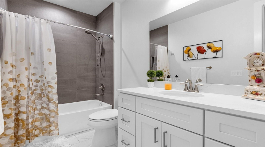 REUNION, Florida 34747, 5 Bedrooms Bedrooms, ,5 BathroomsBathrooms,Residential,For Sale,GATHERING,0,MFRO6319356