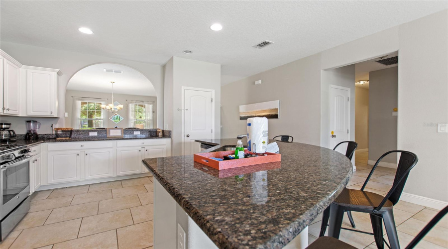 DAVENPORT, Florida 33837, 5 Bedrooms Bedrooms, ,4 BathroomsBathrooms,Residential,For Sale,OAKBOURNE,0,MFRO6320066