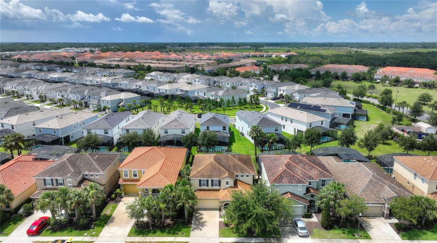 DAVENPORT, Florida 33837, 5 Bedrooms Bedrooms, ,4 BathroomsBathrooms,Residential,For Sale,OAKBOURNE,0,MFRO6320066