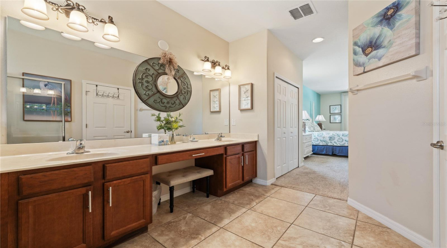 DAVENPORT, Florida 33837, 5 Bedrooms Bedrooms, ,4 BathroomsBathrooms,Residential,For Sale,YELLOW SNAPDRAGON,0,MFRS5129385