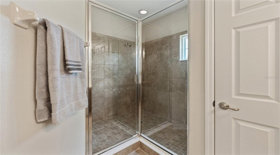 DAVENPORT, Florida 33837, 5 Bedrooms Bedrooms, ,4 BathroomsBathrooms,Residential,For Sale,YELLOW SNAPDRAGON,0,MFRS5129385