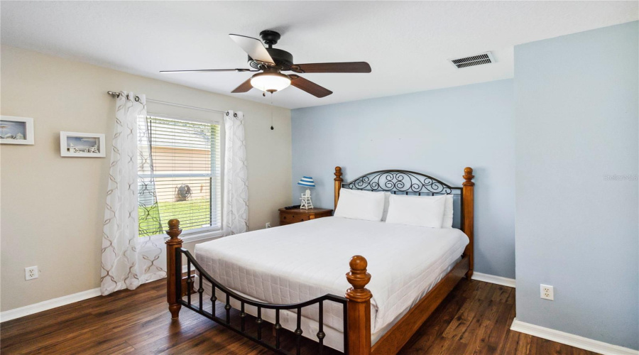 DAVENPORT, Florida 33896, 5 Bedrooms Bedrooms, ,3 BathroomsBathrooms,Residential,For Sale,SCRUB JAY,0,MFRO6319295