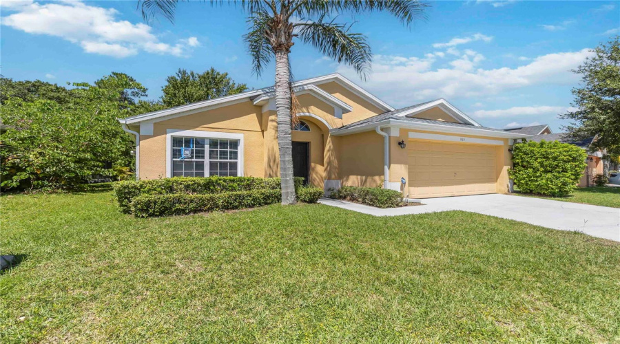 DAVENPORT, Florida 33896, 5 Bedrooms Bedrooms, ,3 BathroomsBathrooms,Residential,For Sale,SCRUB JAY,0,MFRO6319295
