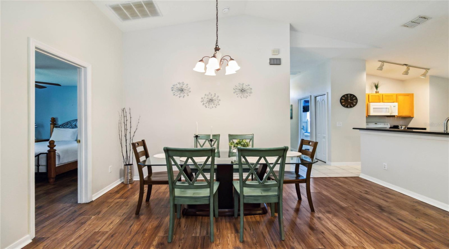 DAVENPORT, Florida 33896, 5 Bedrooms Bedrooms, ,3 BathroomsBathrooms,Residential,For Sale,SCRUB JAY,0,MFRO6319295
