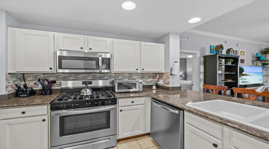 REUNION, Florida 34747, 3 Bedrooms Bedrooms, ,2 BathroomsBathrooms,Residential,For Sale,HERITAGE CROSSING,0,MFRO6319473