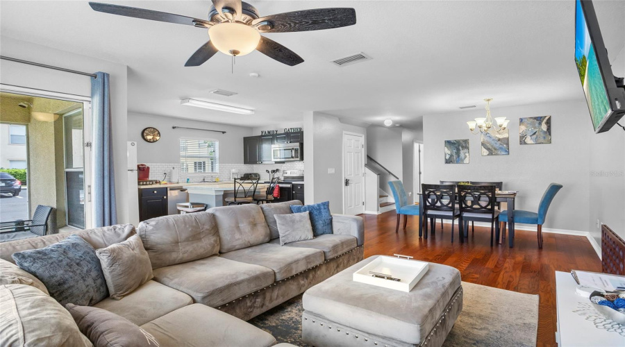 KISSIMMEE, Florida 34746, 4 Bedrooms Bedrooms, ,3 BathroomsBathrooms,Residential,For Sale,CLUB CORTILE,0,MFRS5129335