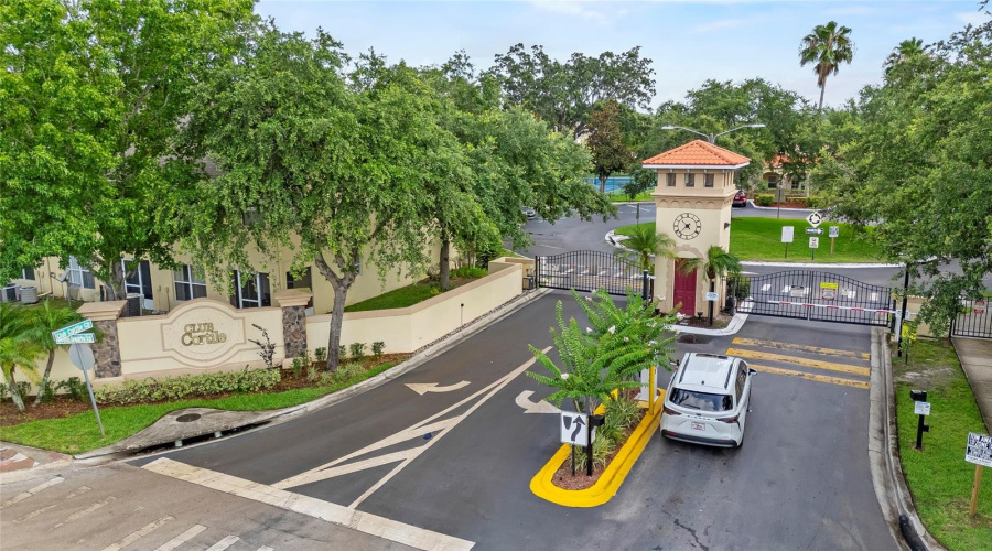 KISSIMMEE, Florida 34746, 4 Bedrooms Bedrooms, ,3 BathroomsBathrooms,Residential,For Sale,CLUB CORTILE,0,MFRS5129335