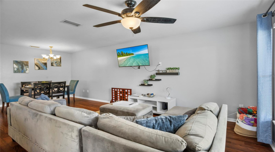 KISSIMMEE, Florida 34746, 4 Bedrooms Bedrooms, ,3 BathroomsBathrooms,Residential,For Sale,CLUB CORTILE,0,MFRS5129335