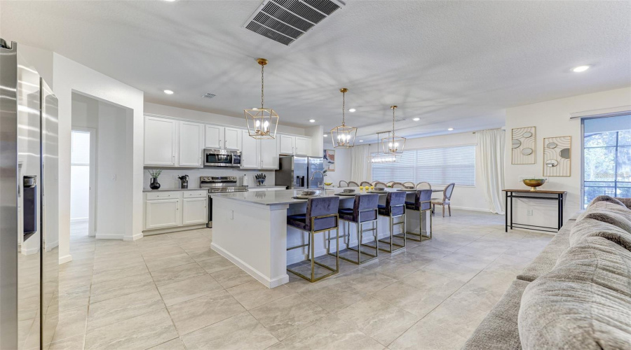 KISSIMMEE, Florida 34746, 9 Bedrooms Bedrooms, ,7 BathroomsBathrooms,Residential,For Sale,SHANTI,0,MFRO6318231