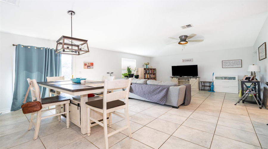 KISSIMMEE, Florida 34746, 3 Bedrooms Bedrooms, ,2 BathroomsBathrooms,Residential,For Sale,CRICKET CRADLE,0,MFRS5129396