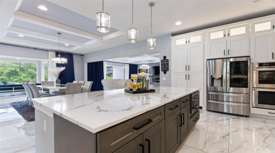 DAVENPORT, Florida 33897, 6 Bedrooms Bedrooms, ,4 BathroomsBathrooms,Residential,For Sale,HIDDEN PALMS,0,MFRG5098573