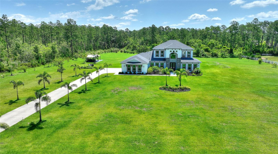 DAVENPORT, Florida 33897, 6 Bedrooms Bedrooms, ,4 BathroomsBathrooms,Residential,For Sale,HIDDEN PALMS,0,MFRG5098573