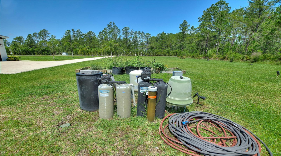 DAVENPORT, Florida 33897, 6 Bedrooms Bedrooms, ,4 BathroomsBathrooms,Residential,For Sale,HIDDEN PALMS,0,MFRG5098573