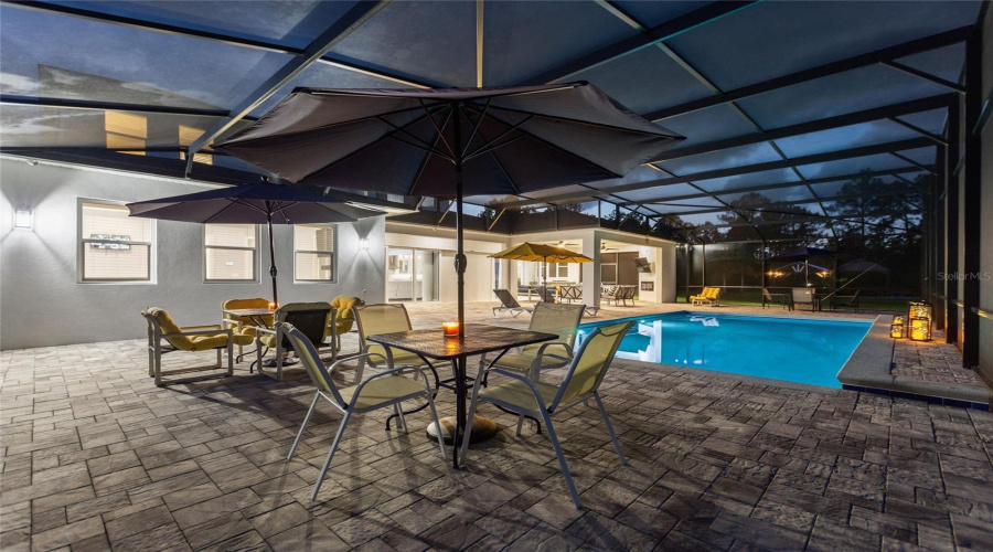 DAVENPORT, Florida 33897, 6 Bedrooms Bedrooms, ,4 BathroomsBathrooms,Residential,For Sale,HIDDEN PALMS,0,MFRG5098573