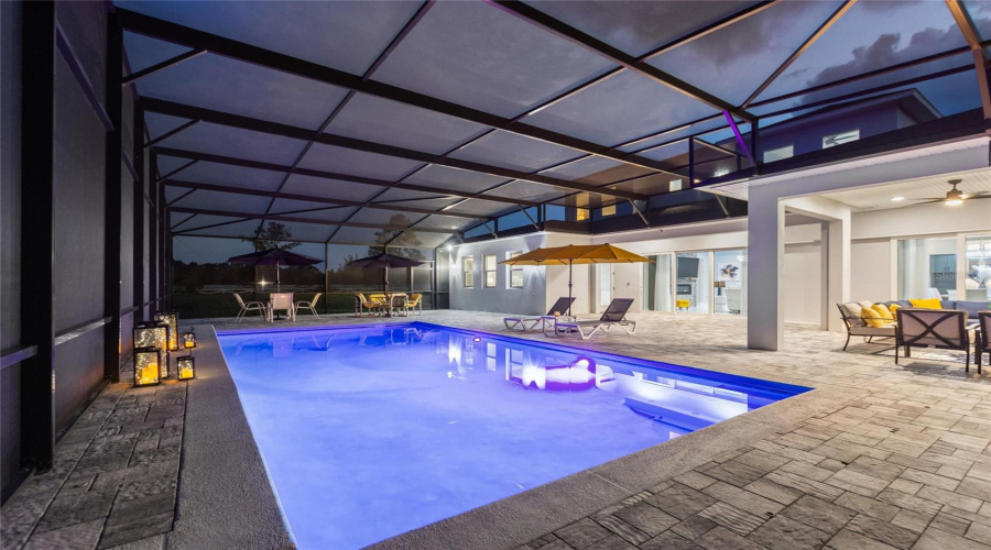 DAVENPORT, Florida 33897, 6 Bedrooms Bedrooms, ,4 BathroomsBathrooms,Residential,For Sale,HIDDEN PALMS,0,MFRG5098573