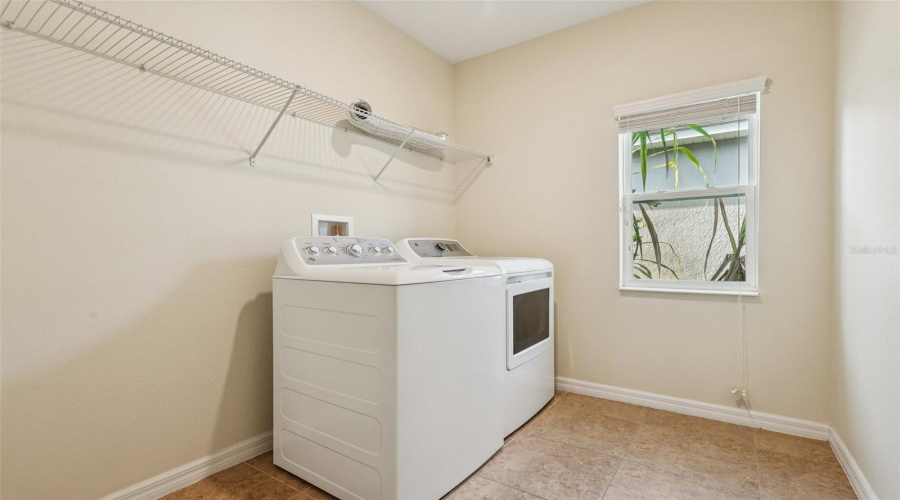 DAVENPORT, Florida 33837, 3 Bedrooms Bedrooms, ,2 BathroomsBathrooms,Residential,For Sale,HAMLET,0,MFRG5097403