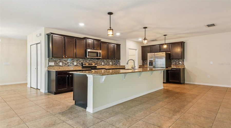 DAVENPORT, Florida 33837, 3 Bedrooms Bedrooms, ,2 BathroomsBathrooms,Residential,For Sale,HAMLET,0,MFRG5097403