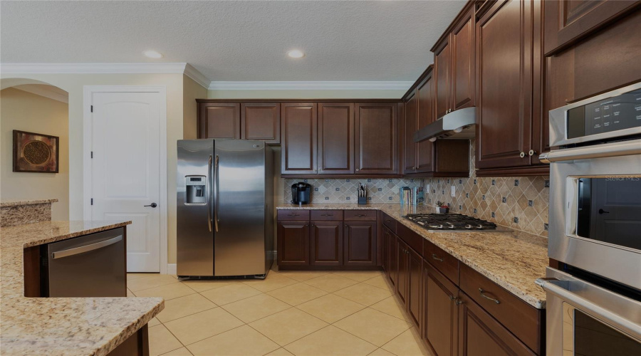REUNION, Florida 34747, 5 Bedrooms Bedrooms, ,4 BathroomsBathrooms,Residential,For Sale,CASTLE PINES,0,MFRO6319261