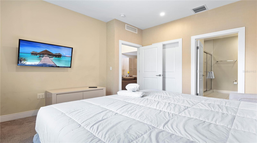KISSIMMEE, Florida 34747, 4 Bedrooms Bedrooms, ,4 BathroomsBathrooms,Residential,For Sale,BRASILIA,0,MFRO6313607