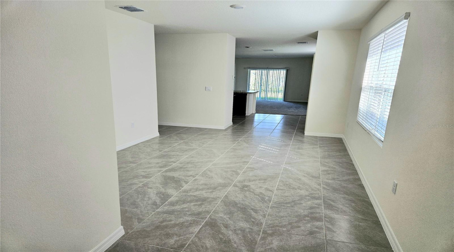 DAVENPORT, Florida 33837, 3 Bedrooms Bedrooms, ,2 BathroomsBathrooms,Residential,For Sale,HOLODAK,0,MFRS5129251