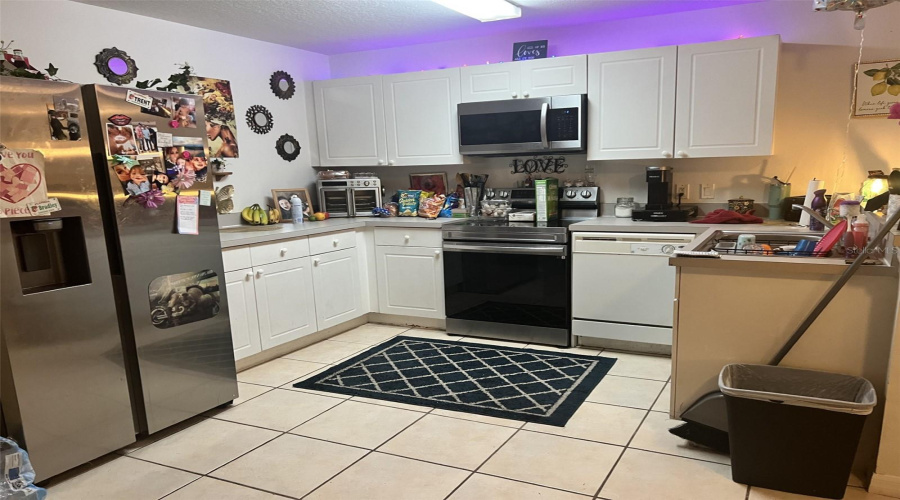 KISSIMMEE, Florida 34746, 3 Bedrooms Bedrooms, ,2 BathroomsBathrooms,Residential,For Sale,CLUB CORTILE,0,MFRO6319831