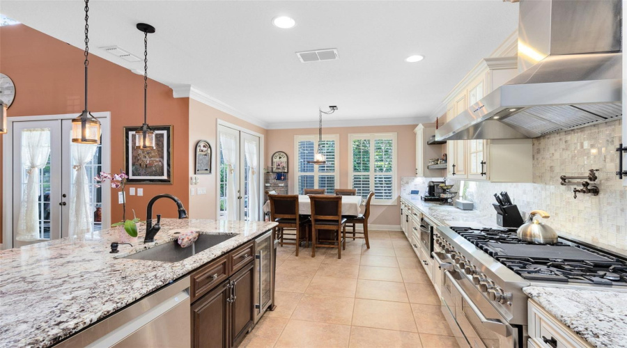 ORLANDO, Florida 32836, 4 Bedrooms Bedrooms, ,3 BathroomsBathrooms,Residential,For Sale,SHELTERING PINE,0,MFRO6320074