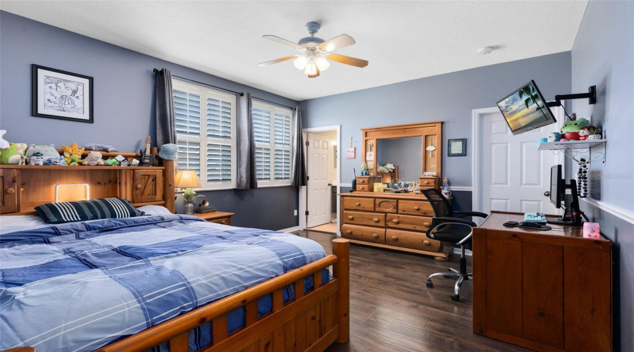 ORLANDO, Florida 32836, 4 Bedrooms Bedrooms, ,3 BathroomsBathrooms,Residential,For Sale,SHELTERING PINE,0,MFRO6320074