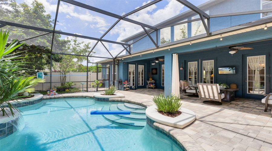 ORLANDO, Florida 32836, 4 Bedrooms Bedrooms, ,3 BathroomsBathrooms,Residential,For Sale,SHELTERING PINE,0,MFRO6320074