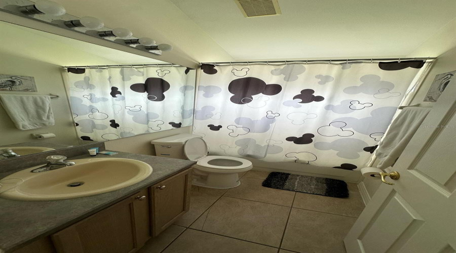 KISSIMMEE, Florida 34747, 5 Bedrooms Bedrooms, ,4 BathroomsBathrooms,Residential,For Sale,LA JOLLA,0,MFRO6320273