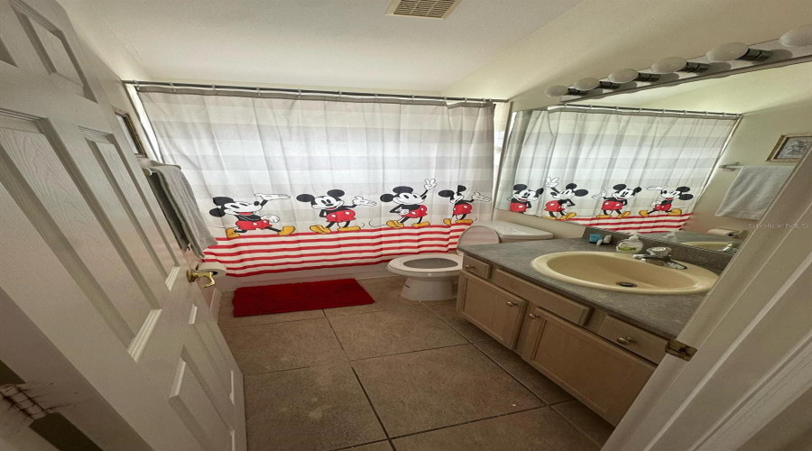 KISSIMMEE, Florida 34747, 5 Bedrooms Bedrooms, ,4 BathroomsBathrooms,Residential,For Sale,LA JOLLA,0,MFRO6320273