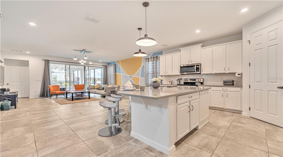 KISSIMMEE, Florida 34747, 7 Bedrooms Bedrooms, ,6 BathroomsBathrooms,Residential,For Sale,FLEMING MIST,0,MFRO6320253