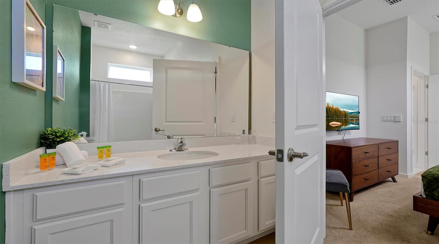 KISSIMMEE, Florida 34746, 12 Bedrooms Bedrooms, ,11 BathroomsBathrooms,Residential,For Sale,GANESHA,0,MFRO6320423