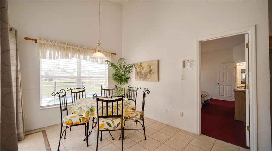 DAVENPORT, Florida 33897, 5 Bedrooms Bedrooms, ,4 BathroomsBathrooms,Residential,For Sale,BLOOMINGDALE,0,MFRS5129437