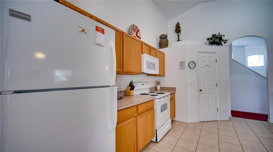 DAVENPORT, Florida 33897, 5 Bedrooms Bedrooms, ,4 BathroomsBathrooms,Residential,For Sale,BLOOMINGDALE,0,MFRS5129437