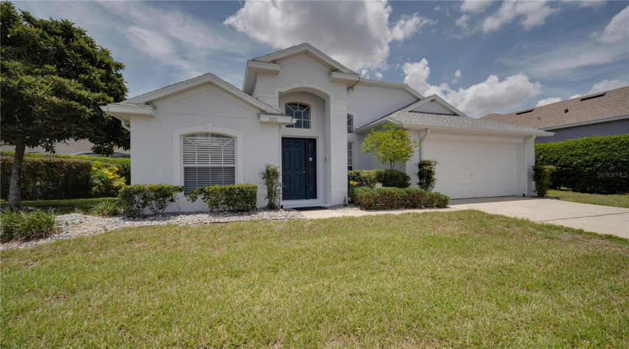 DAVENPORT, Florida 33897, 5 Bedrooms Bedrooms, ,4 BathroomsBathrooms,Residential,For Sale,BLOOMINGDALE,0,MFRS5129437