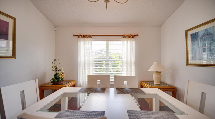 DAVENPORT, Florida 33897, 5 Bedrooms Bedrooms, ,4 BathroomsBathrooms,Residential,For Sale,BLOOMINGDALE,0,MFRS5129437