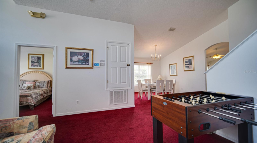 DAVENPORT, Florida 33897, 5 Bedrooms Bedrooms, ,4 BathroomsBathrooms,Residential,For Sale,BLOOMINGDALE,0,MFRS5129437