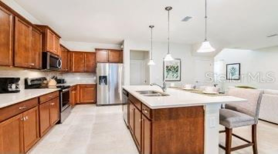 KISSIMMEE, Florida 34747, 5 Bedrooms Bedrooms, ,4 BathroomsBathrooms,Residential,For Sale,MUMBAI WAY,0,MFRO6320224