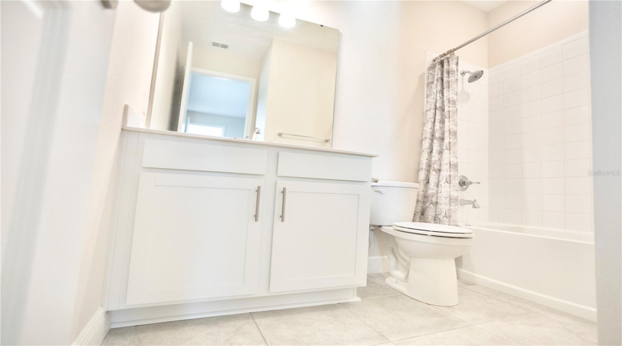 DAVENPORT, Florida 33837, 5 Bedrooms Bedrooms, ,3 BathroomsBathrooms,Residential,For Sale,SUGARWOOD,0,MFRO6319969