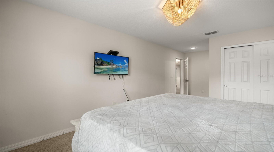 KISSIMMEE, Florida 34747, 5 Bedrooms Bedrooms, ,4 BathroomsBathrooms,Residential,For Sale,CAREY PALM CIR,0,MFRO6320571