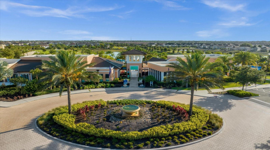 KISSIMMEE, Florida 34747, 5 Bedrooms Bedrooms, ,4 BathroomsBathrooms,Residential,For Sale,CAREY PALM CIR,0,MFRO6320571