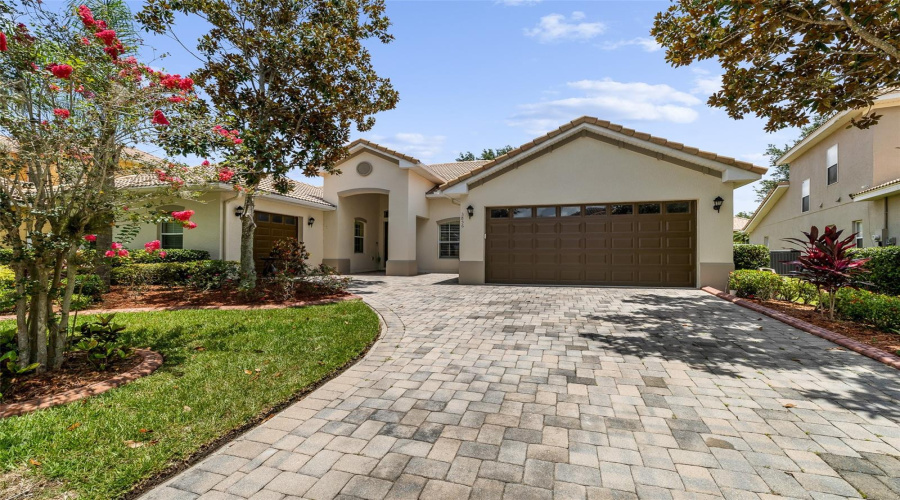 KISSIMMEE, Florida 34746, 4 Bedrooms Bedrooms, ,3 BathroomsBathrooms,Residential,For Sale,SHORESIDE,0,MFRS5129470
