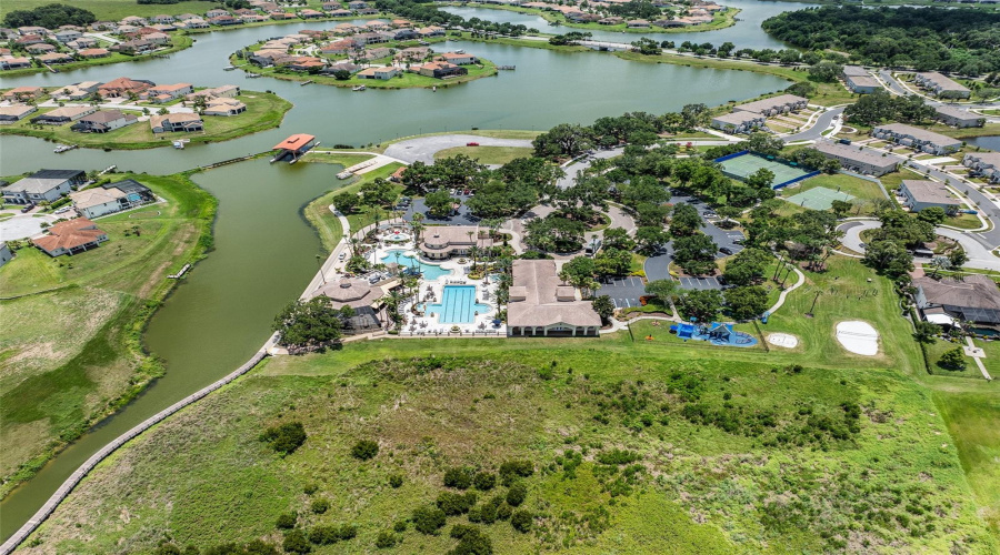 KISSIMMEE, Florida 34746, 4 Bedrooms Bedrooms, ,3 BathroomsBathrooms,Residential,For Sale,SHORESIDE,0,MFRS5129470