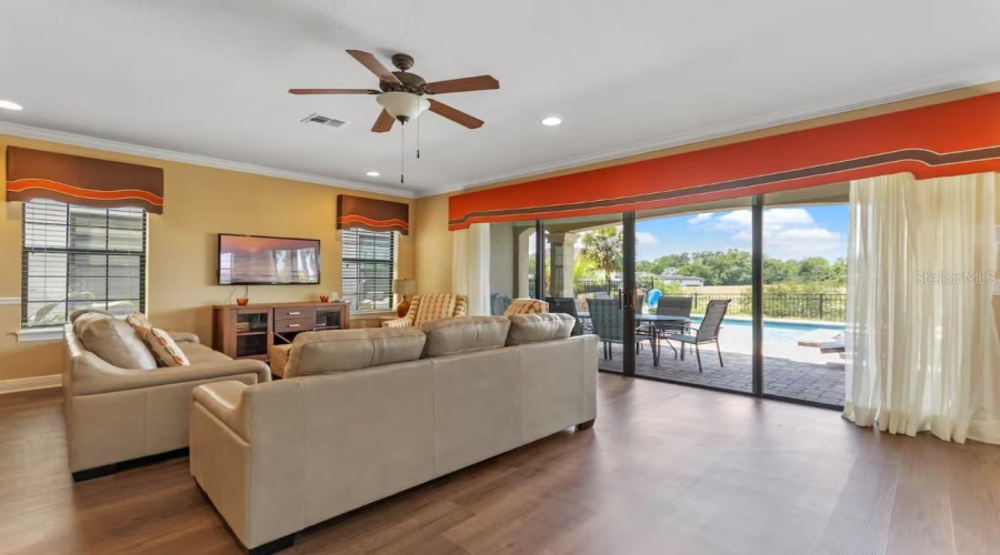 REUNION, Florida 34747, 5 Bedrooms Bedrooms, ,5 BathroomsBathrooms,Residential,For Sale,CASTLE PINES,0,MFRO6319916